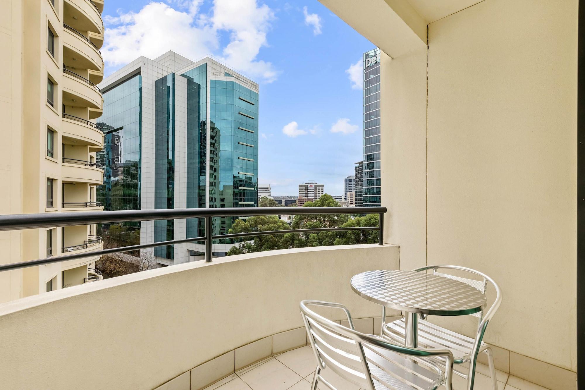 Aparthotel Mantra Parramatta Sídney Exterior foto